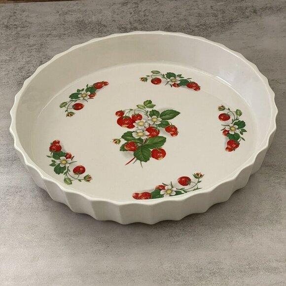 Vintage 70’s Portmeirion Summer Strawberries 12" Quiche Pie Baking Dish England - Picture 1 of 8